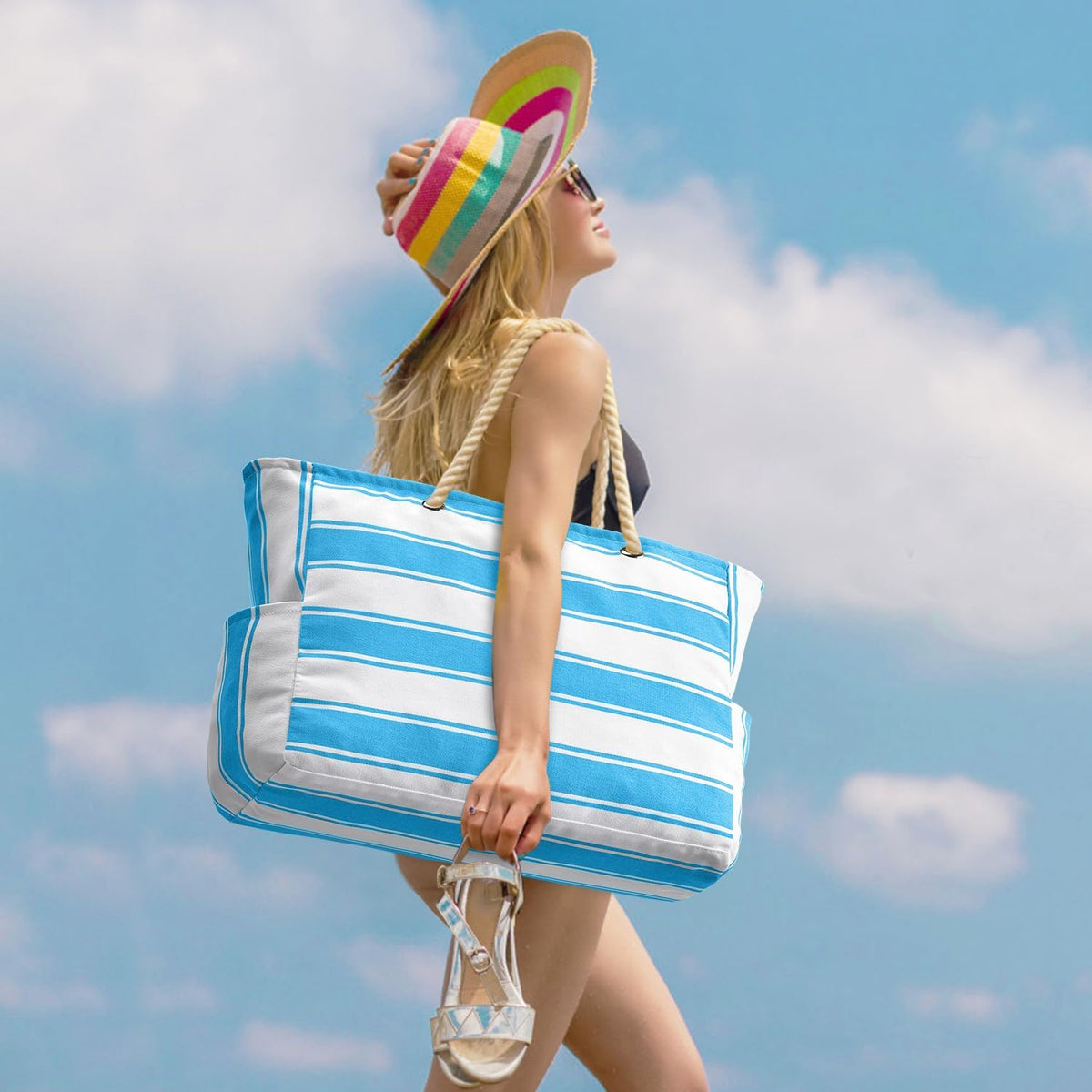 Coastal Companion | Oversized Waterproof Beach Tote with Multiple Pockets | Lightweight Design for Ultimate Convenience