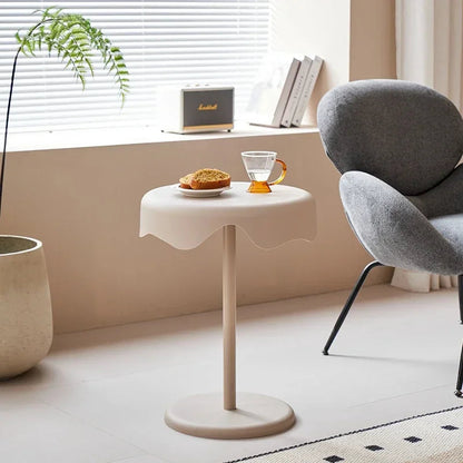 Compact Minimalist Side Table for Living Room and Bedroom – Scandinavian Design