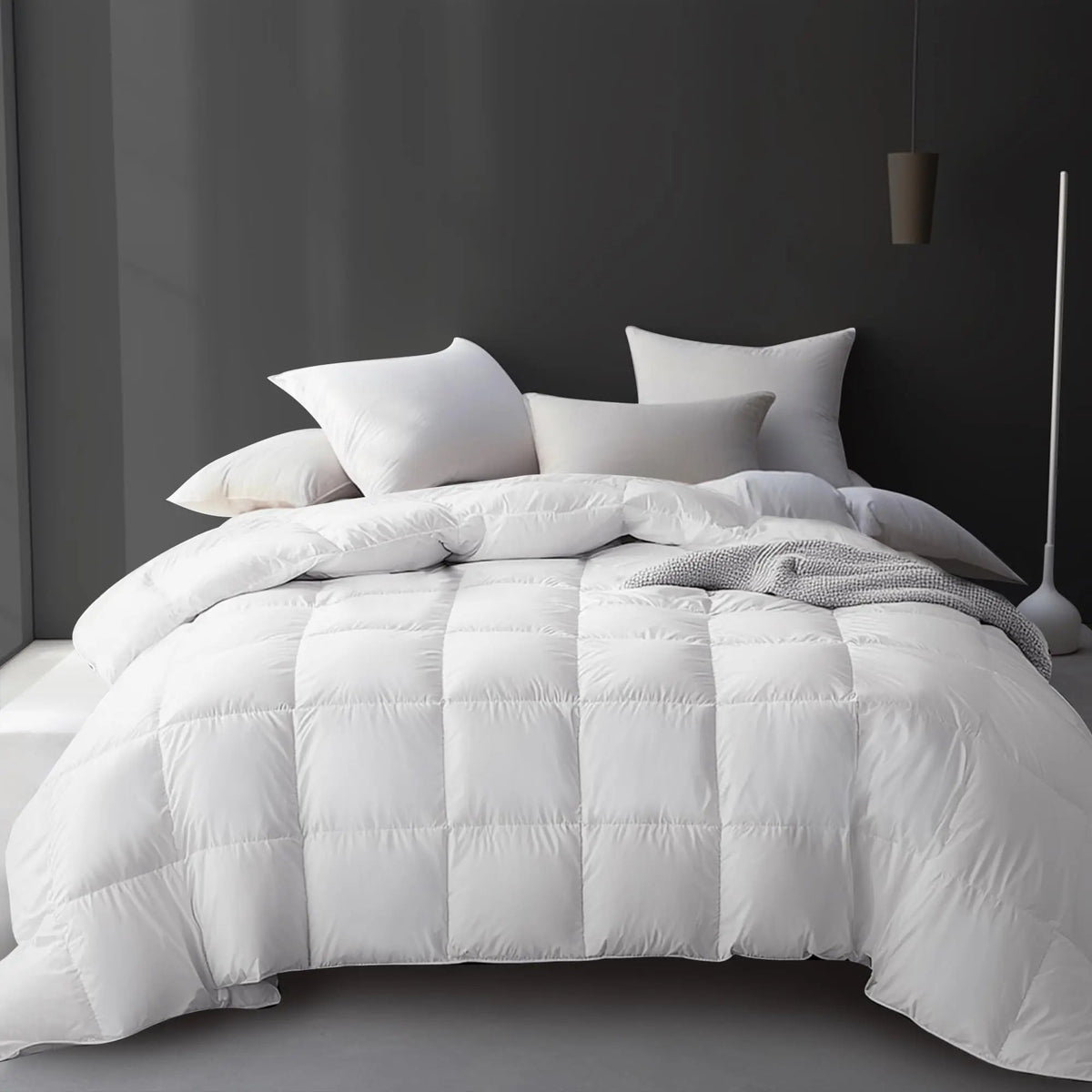 Cooling Comforter | Goose Down Bedding Set with Breathable Design | All-Season Comfort for a Restful Sleep