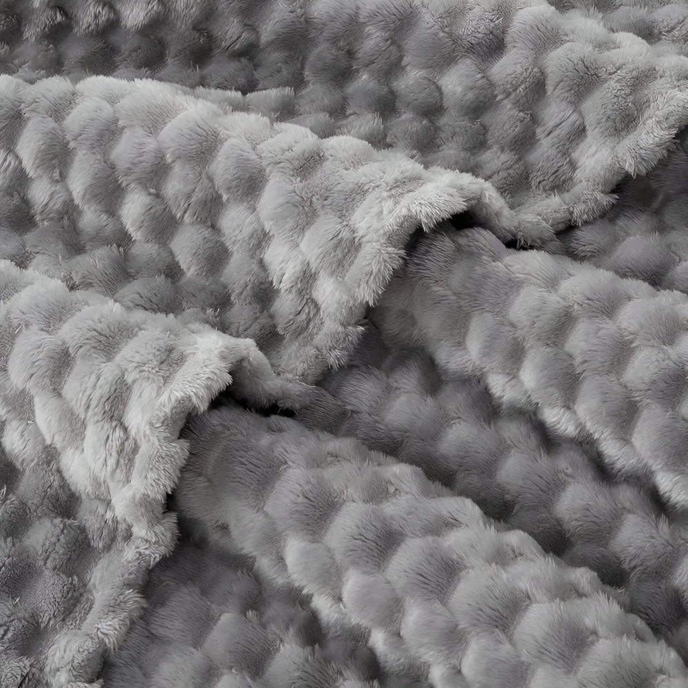 Geometric Plush Fleece Throw Blanket – Soft Polyester for Couch, Bed & Year-Round Warmth in Living Room, Bedroom