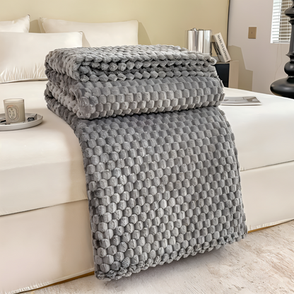Geometric Plush Fleece Throw Blanket – Soft Polyester for Couch, Bed & Year-Round Warmth in Living Room, Bedroom