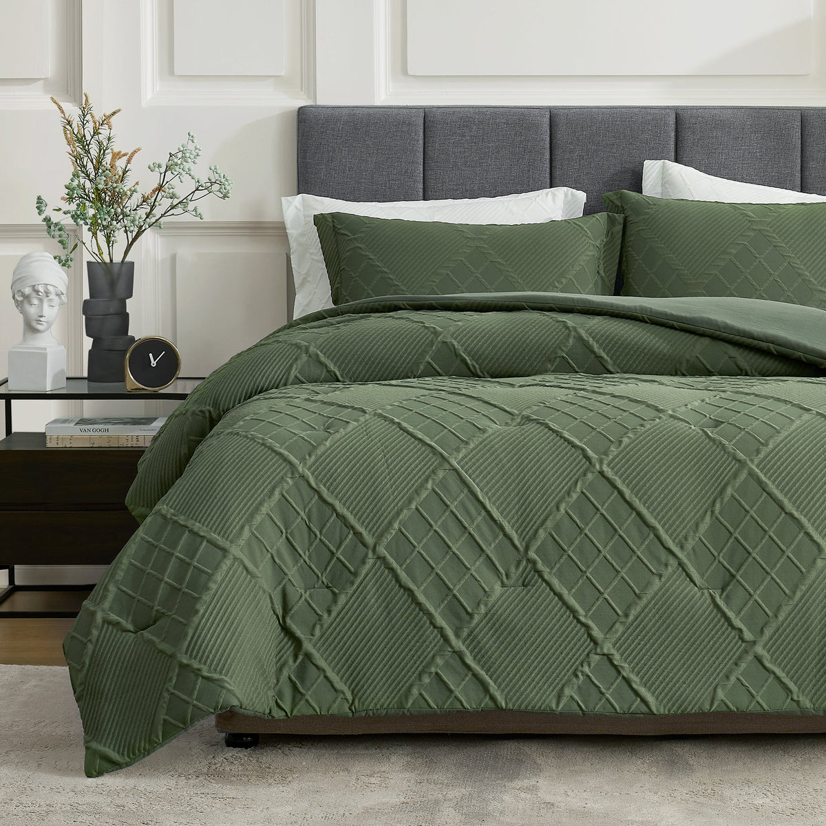 Ortekor Cozy Bliss | King Comforter Set with Reversible Design | Soft Bedding for Year-Round Comfort