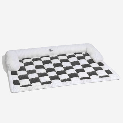 Quilted Pet Furniture Protector Mat – Padded Nonslip Dog Couch Cover for Sofa & Floor | Washable Plaid Pet Blanket