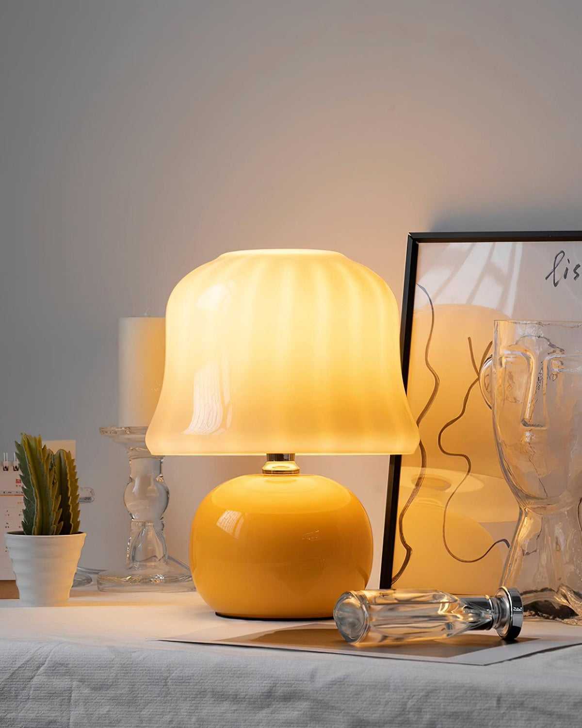 Ceramic Accent Lamp with Enamel Shade 11.4 in Beige for Nightstands Bedrooms Living Rooms Study Desks Side Tables E14 Socket 15W Soft Glow