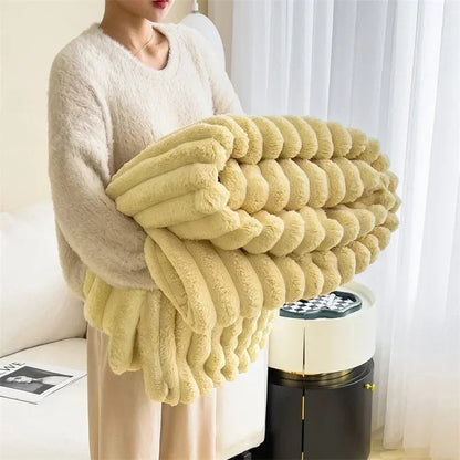 Faux Shearling Throw Blanket – Plush Fleece for Couch, Bed & Living Room in 5 Sizes | Cozy Soft Layering Piece for Cold Seasons &