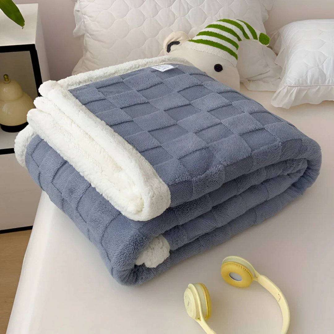 Double-Sided Sherpa and Fleece Blanket – Super Soft Plaid for Ultimate Warmth
