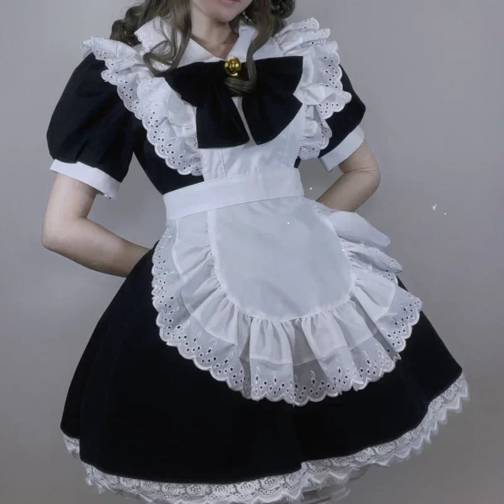 Elegant Gothic Maid Costume Set with Ruffled Dress & Apron for Halloween
