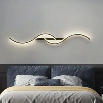 Elegant LED Wall Lamp in Aluminum – Stylish Indoor Lighting for Modern Spaces