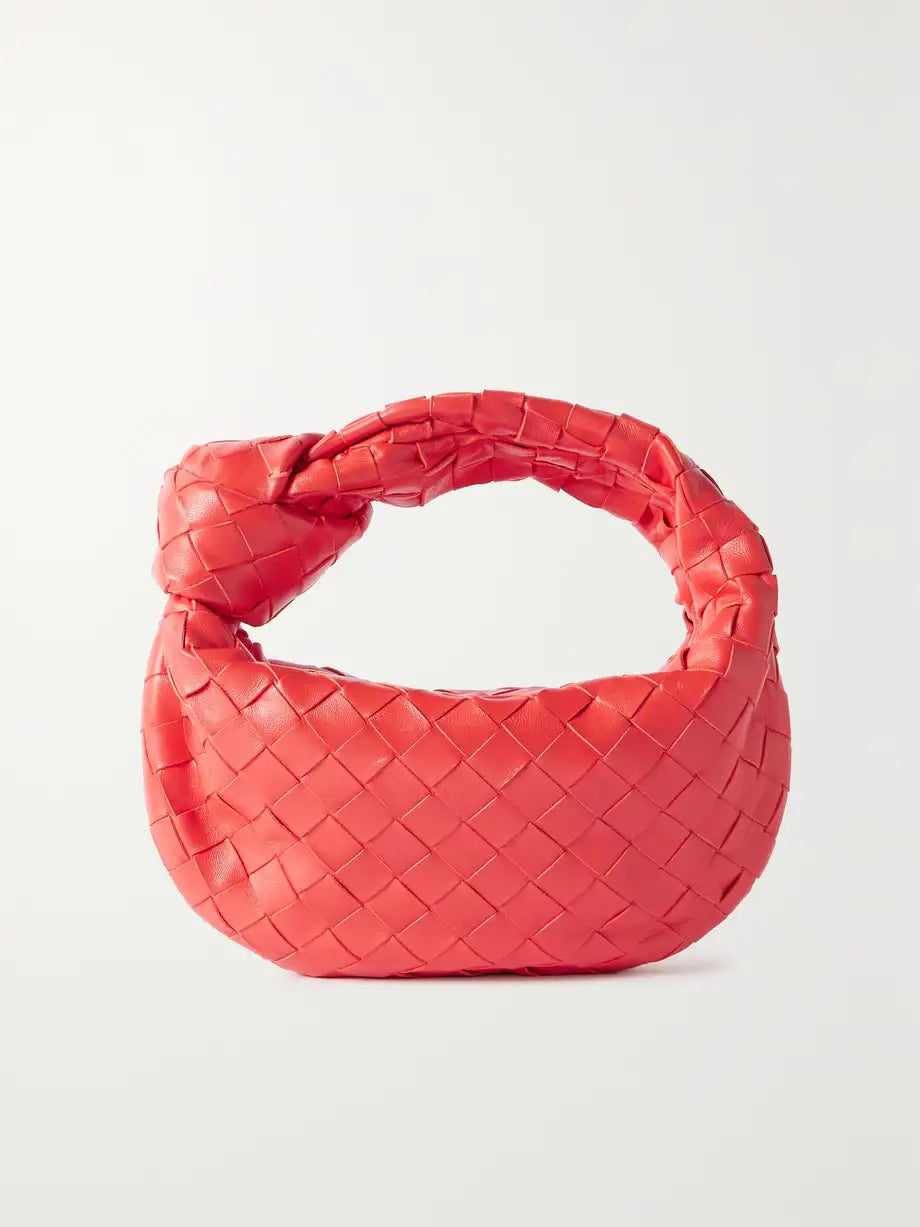 Elegant Leather Handbag | Timeless Italian Design with Organized Interior | Chic Accessory for Everyday Elegance
