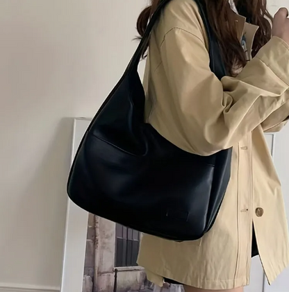 Elegant Leather Handbag with Adjustable Shoulder Strap | Timeless Design for Effortless Style
