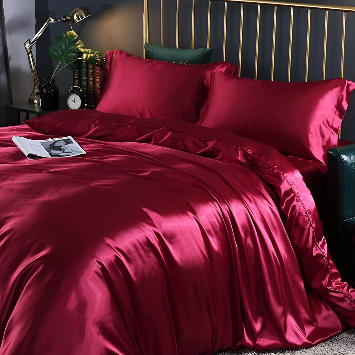 Ortekor Elegant Silk Bedding Set | Hypoallergenic Duvet Covers for Luxurious Comfort