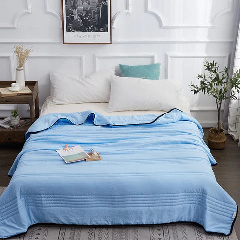 CoolBreeze | Cooling Blanket for Bed with Breathable Fabric | Lightweight Design for Hot Sleepers