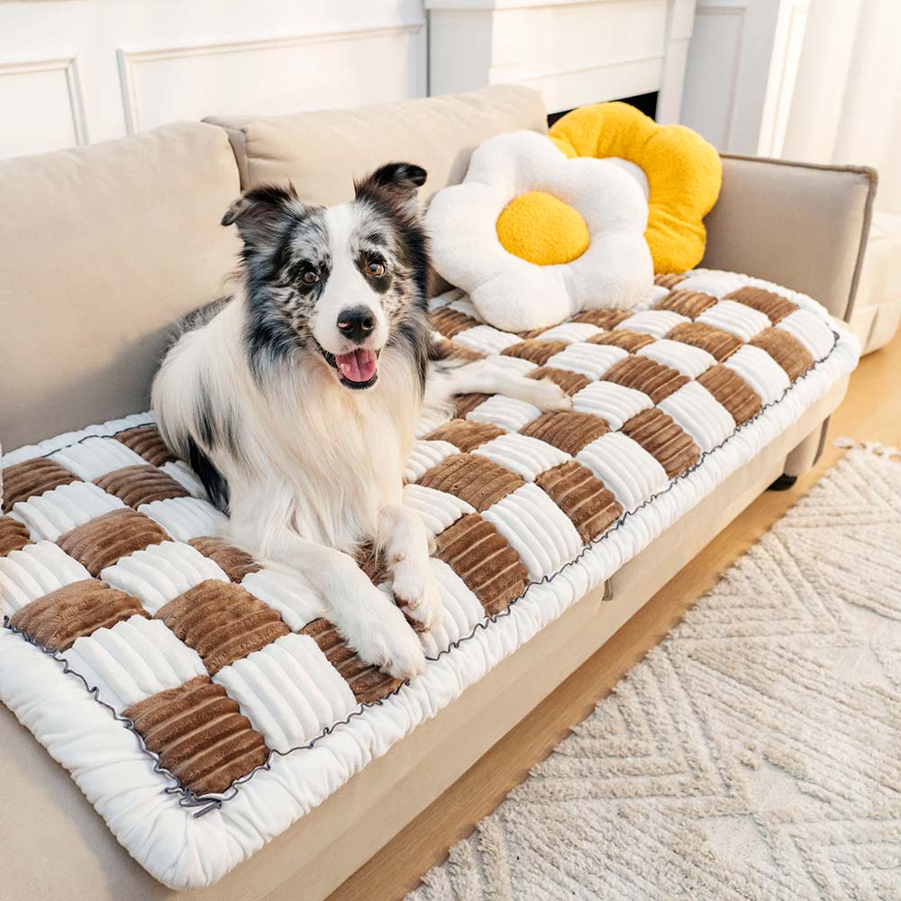 Chenille Pet Blanket with Non-Slip Backing – Plush Furniture Protector for Dogs & Cats – Machine Washable Couch Cover