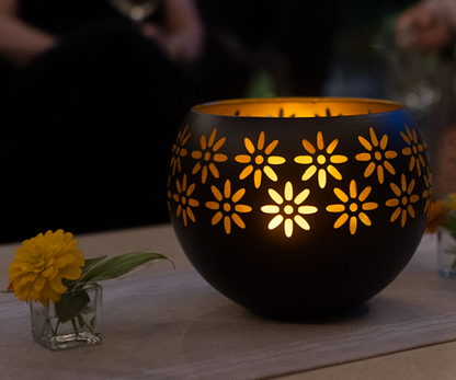 Garden Glow | Solar Flower Lamp with Automatic Activation | Eco-Friendly Lighting Solution for Outdoor Ambiance