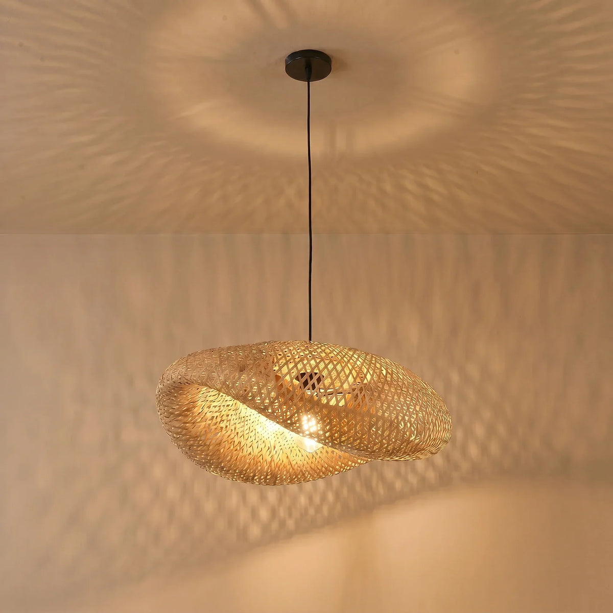 Woven Rattan Pendant Light with Adjustable Height for Dining Room & Kitchen | Natural Ceiling Fixture with E27 Socket | Scandinavian