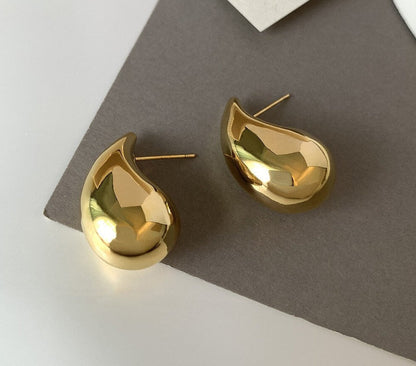 Women's Bold Teardrop Hoop Earrings in Stainless Steel – Lightweight Statement Jewelry for Everyday & Special Occasions