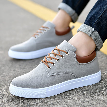 Canvas Sneakers for Men with Platform Sole – Casual Lace-Up Shoes for Work, Weekends & Everyday Wear