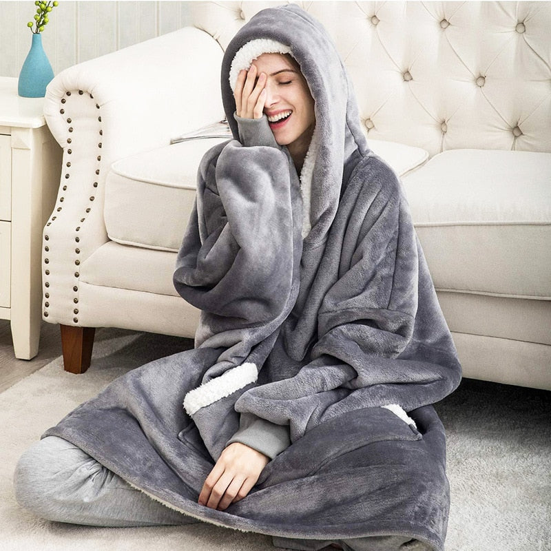 Oversized Wearable Blanket Hoodie with Pocket – Soft Fleece Throw for Couch & Bed – One Size Adults & Teens