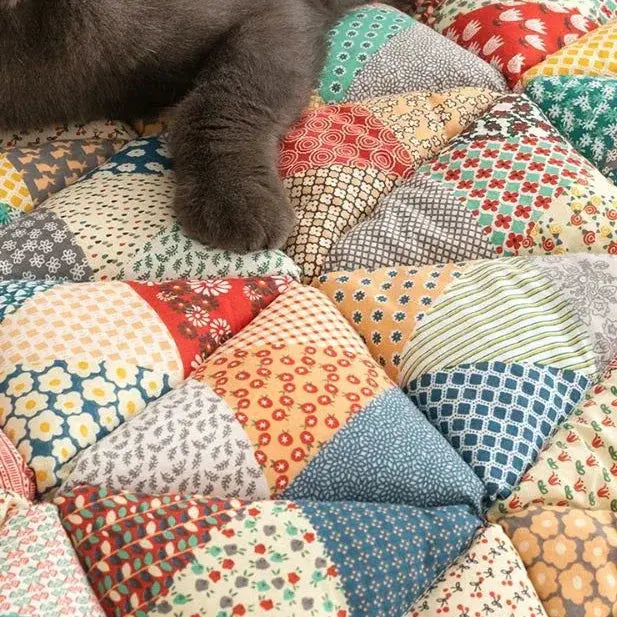 Floral Pet Furniture Protector Pad – Soft Microfiber Fleece Cover for Couch, Chair & Bed – Machine Washable Mat for Cats & Dogs
