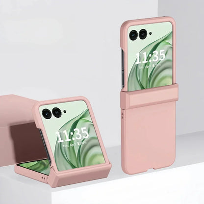 Protective Hard Shell Case for Foldable Phones with Full Hinge Coverage – Anti-Fingerprint Finish, Precision Fit, Raised Edges for Screen