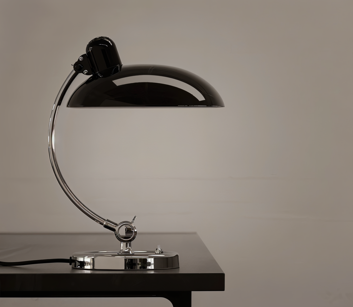 Adjustable Metal Task Lamp with Dome Shade for Home Office Desks Bedside Tables Study Rooms Reading Nooks Vintage Industrial Workspace Light