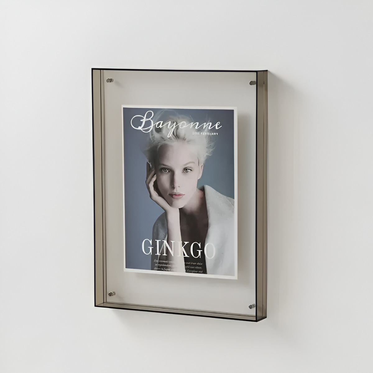 Clear Acrylic Photo Frame Stand – Frameless Floating Picture Holder for Desk & Wall Display – Modern Minimalist Design for Prints