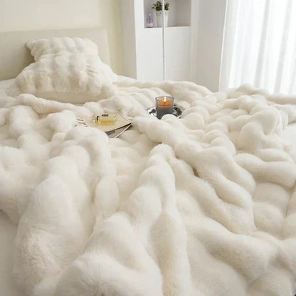 Plush Synthetic Fur Throw Blanket in Neutral Tones for Sofa, Bed, Living Room, and Bedroom