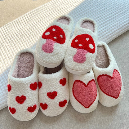 Heart-Shaped Plush House Slippers for Women – Soft Fuzzy Indoor Slides with Non-Slip Sole for Bedroom, Bathroom & Cozy Winter Days