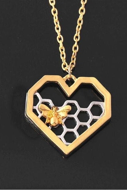 Heart Pendant Necklace with Bee & Honeycomb Design – Gold-Tone Chain Jewelry for Women & Girls