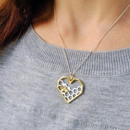 Heart Pendant Necklace with Bee & Honeycomb Design – Gold-Tone Chain Jewelry for Women & Girls