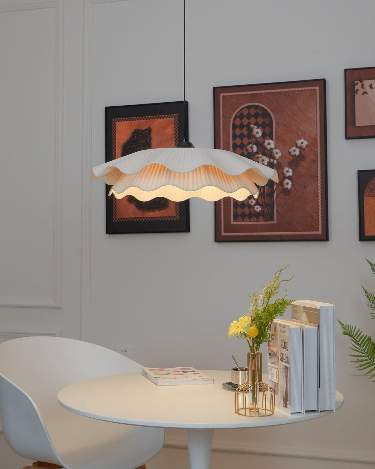 Adjustable Hanging Fixture with Metal & Cloth Shade for Overhead Illumination in Dining Spaces