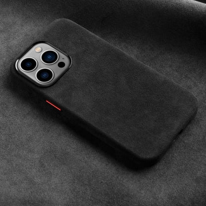Premium Suede-Feel iPhone Case with Shock Absorption for 13-17 Series – Soft-Touch Protective Cover