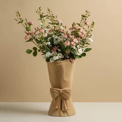 Knot & Bloom - Ceramic Bowknot Vase
