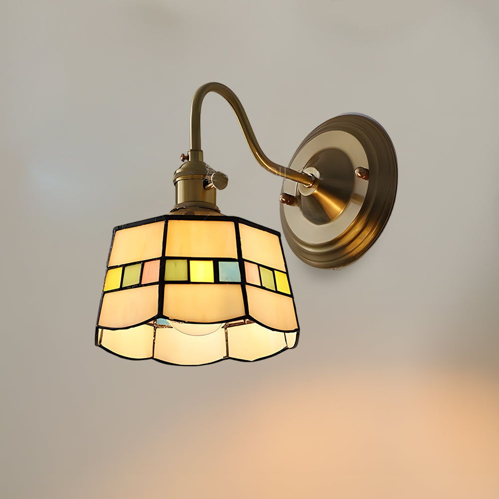 Stained Glass Sconce with Copper Frame E27 Socket Indoor Accent Fixture for Entryways Staircases Reading Nooks Vintage-Inspired Art Deco Lig