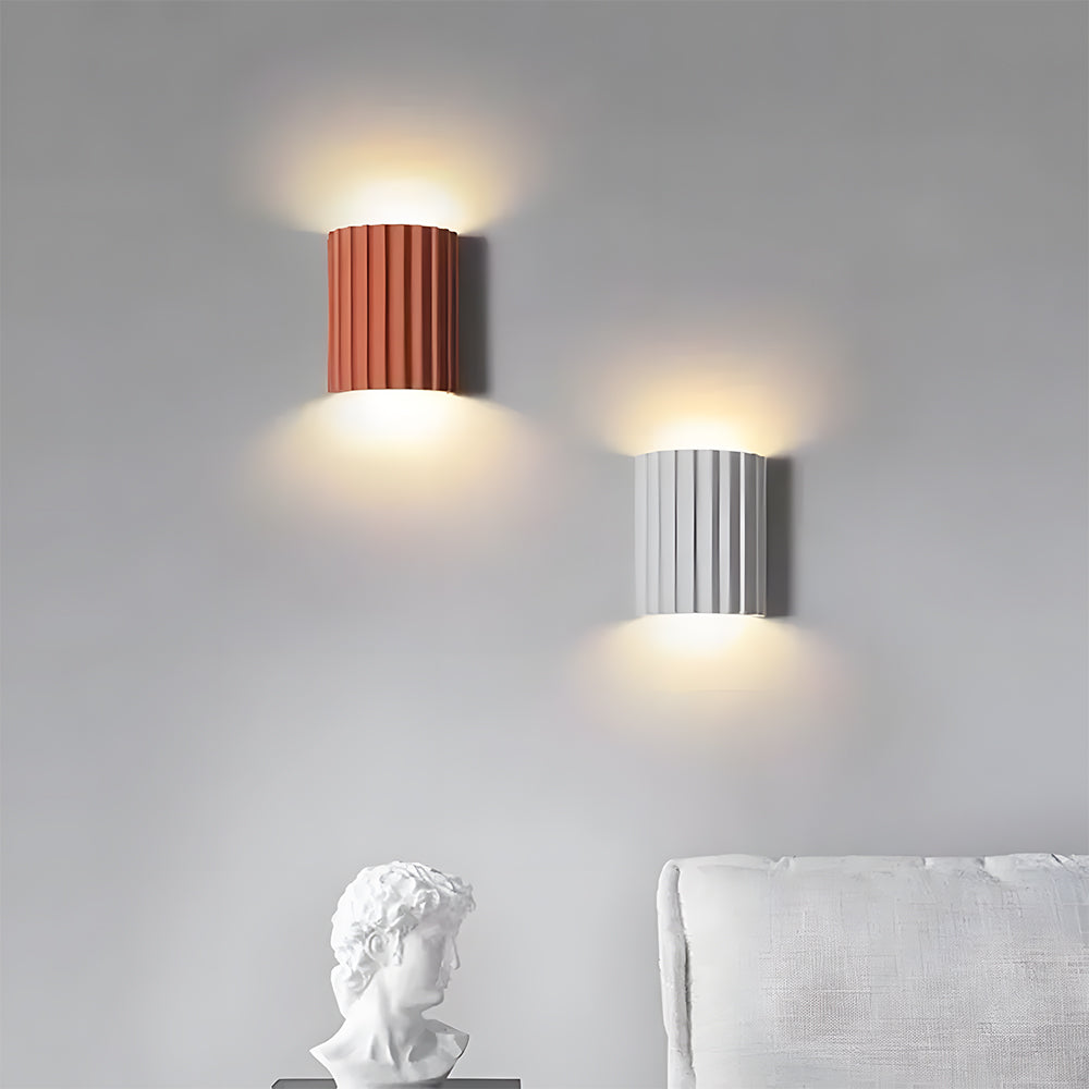 Sculptural Resin Sconce with Dual G9 Sockets for Bedroom Hallway Accent Lighting in Green Finish 6.5 Inches Compact Indoor Fixture