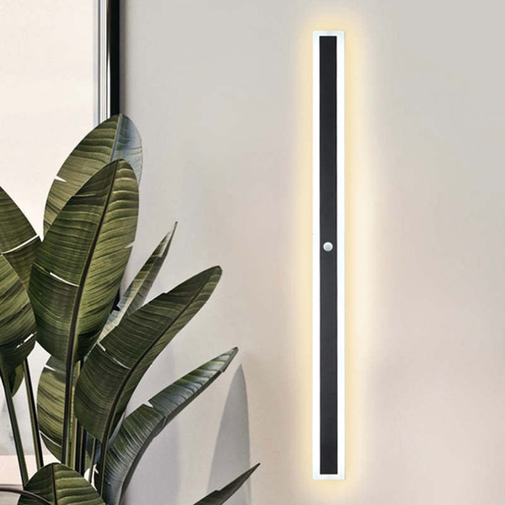 Waterproof Linear LED Outdoor Wall Light Modern Metal Weatherproof Sconce for Garden Patio Entryway Hallway Exterior Porch Walkway IP65