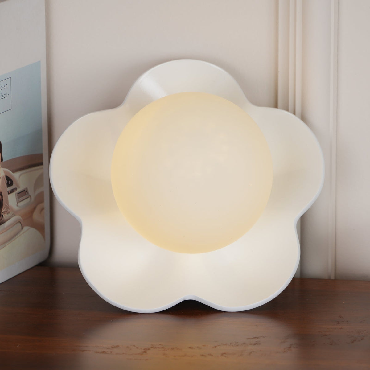 Resin Flower Sconce Light 8 in White Purple Yellow for Bedroom Living Room Hallway G9 Bulb Base Indoor Accent Fixture