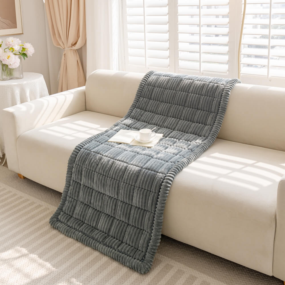 Plush Flannel Furniture Protector for Pets – Non-Slip Waterproof Sofa Throw for Dogs & Cats – Machine Washable Couch Shield