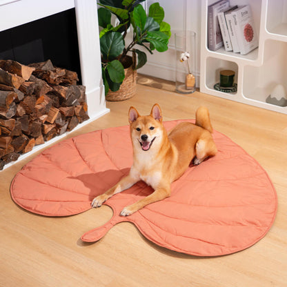 Botanical Leaf-Shaped Pet Throw Blanket - Soft Cotton-Polyester Cover for Dogs & Cats - Machine Washable Couch Protector & Floor Mat for