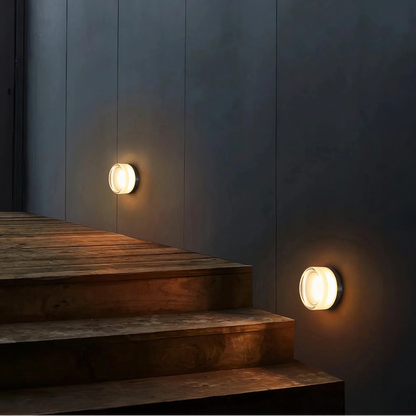 FORMELLE – Sculpted Wall Sconce for Elegant Mood Lighting