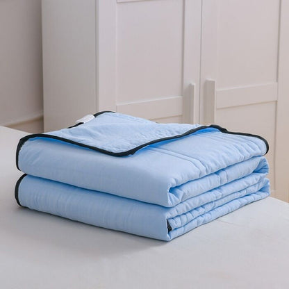Lightweight Cooling Blanket | Breathable Silk Fabric for Comfortable Sleep