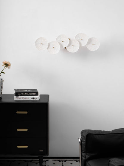 Ceramic Petal Wall Sconce – Floral LED Light with Gold Metal Accents for Hallway, Bedroom & Living Room Decor