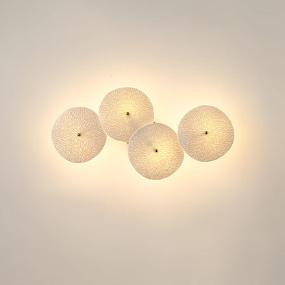 Ceramic Petal Wall Sconce – Floral LED Light with Gold Metal Accents for Hallway, Bedroom & Living Room Decor