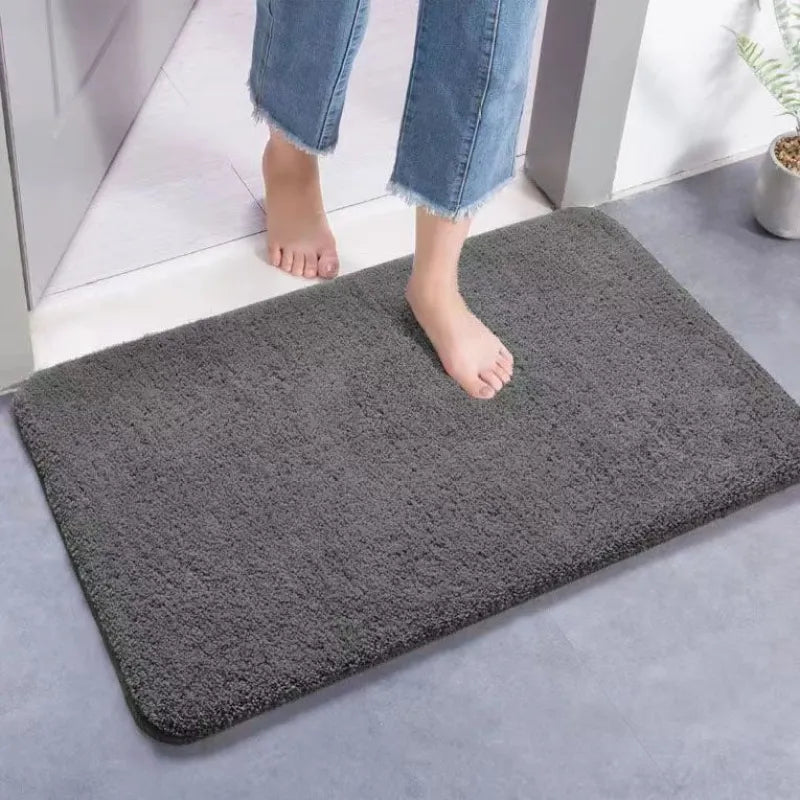 Liora Bath Mat - Thick Absorbent Non-Slip Stripe Design