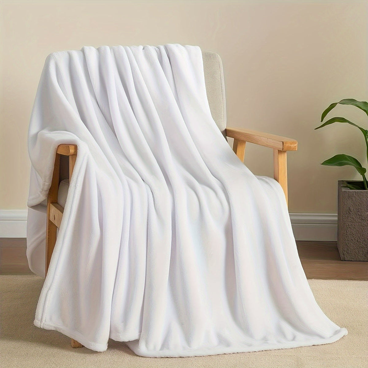Luxury Reversible Fleece Blanket with Soft Texture | All-Season Comfort