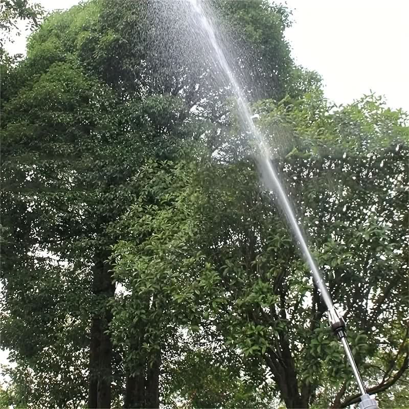AQUAFORCE - High-pressure foam spray gun designed for efficient outdoor cleaning tasks