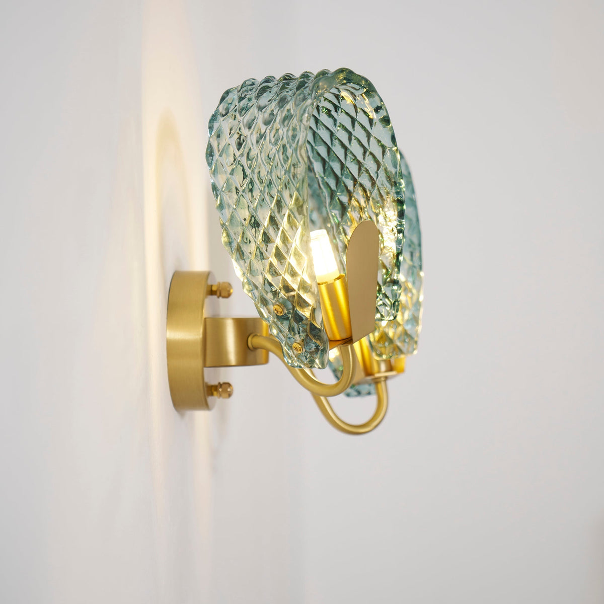 Vintage Brass and Blue Glass Wall Sconce for Bedroom Hallway Living Room – Elegant Decorative 2-Light or 3-Light Fixture with Diamond Textur