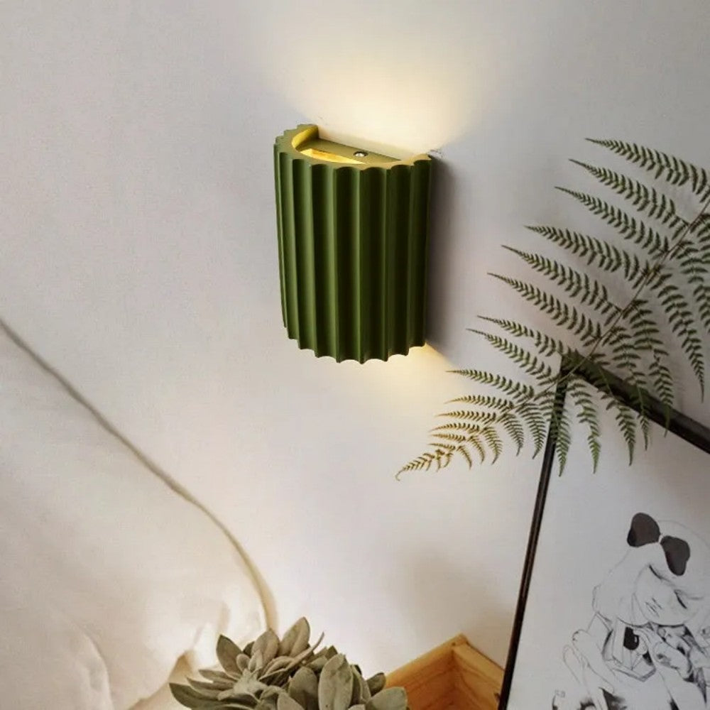 Sculptural Resin Sconce with Dual G9 Sockets for Bedroom Hallway Accent Lighting in Green Finish 6.5 Inches Compact Indoor Fixture
