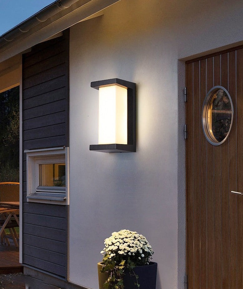Motion Sensor Outdoor Wall Light 18W Dusk-to-Dawn Porch Security Sconce Weatherproof Black Aluminum for Garden Entryway Path Lighting