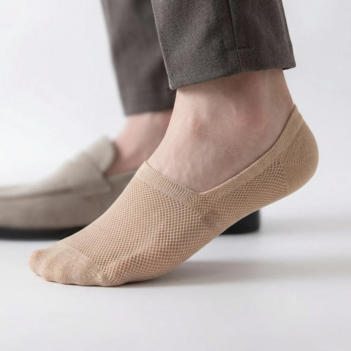 Low-Cut No-Show Socks with Grip Heel for Men – Invisible Under Sneakers & Loafers – Breathable Mesh – 6 Colors
